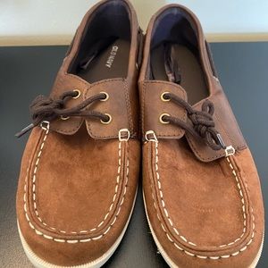 Boat shoes for boys